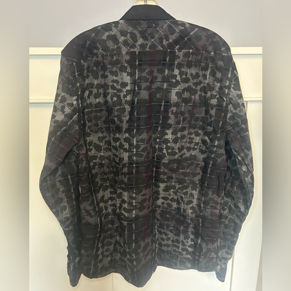 Vintage Guess leapord and flannel print longsleeve button up - Picture 9 of 9